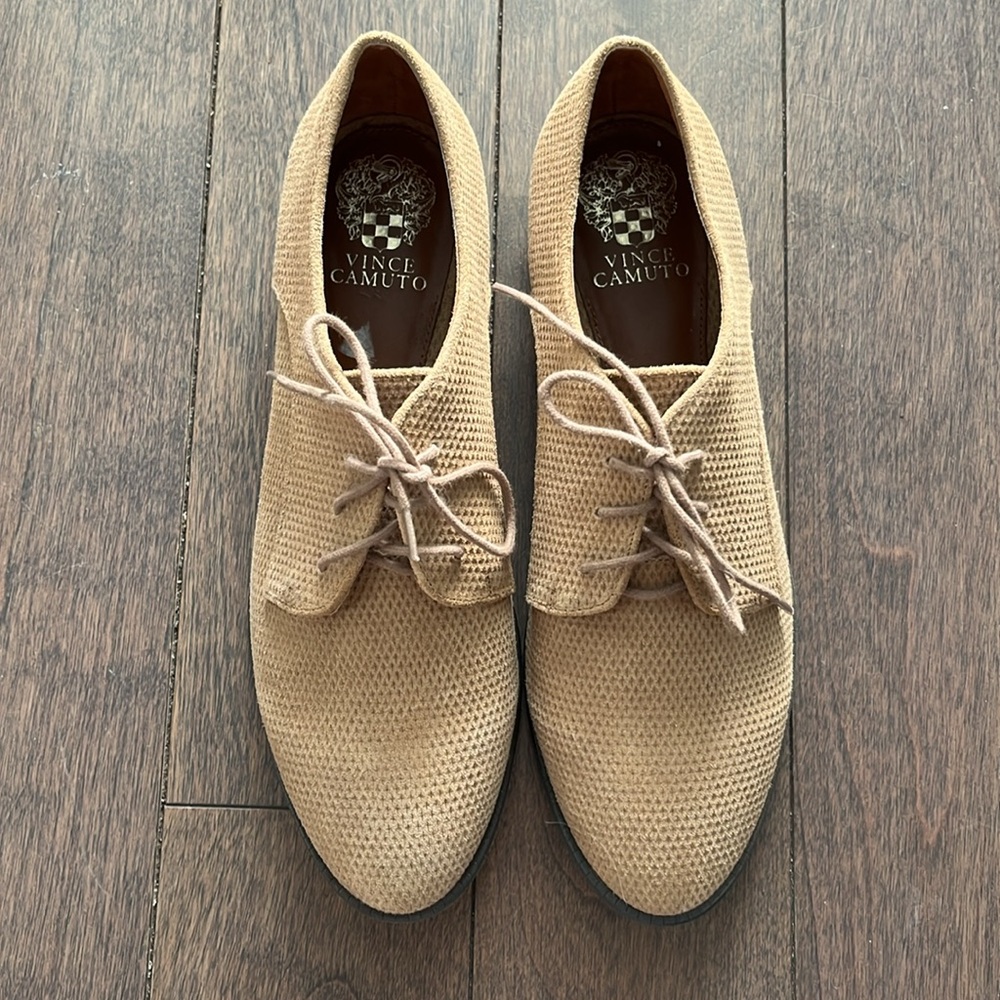 Vince Camuto Tan Knit Lace-Up Flats